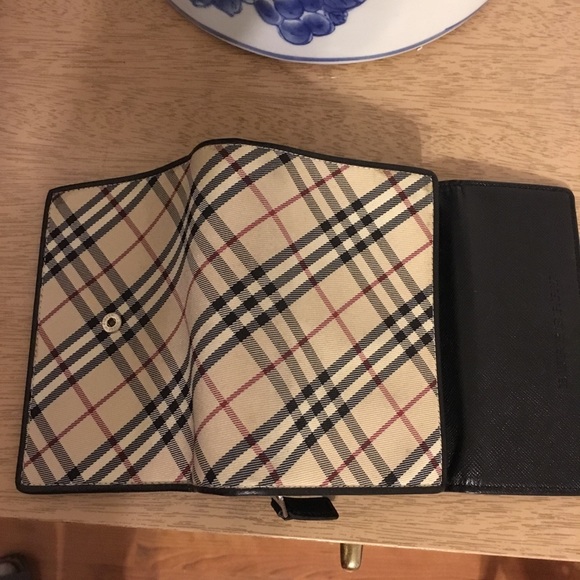 wallet - Picture 2 of 5